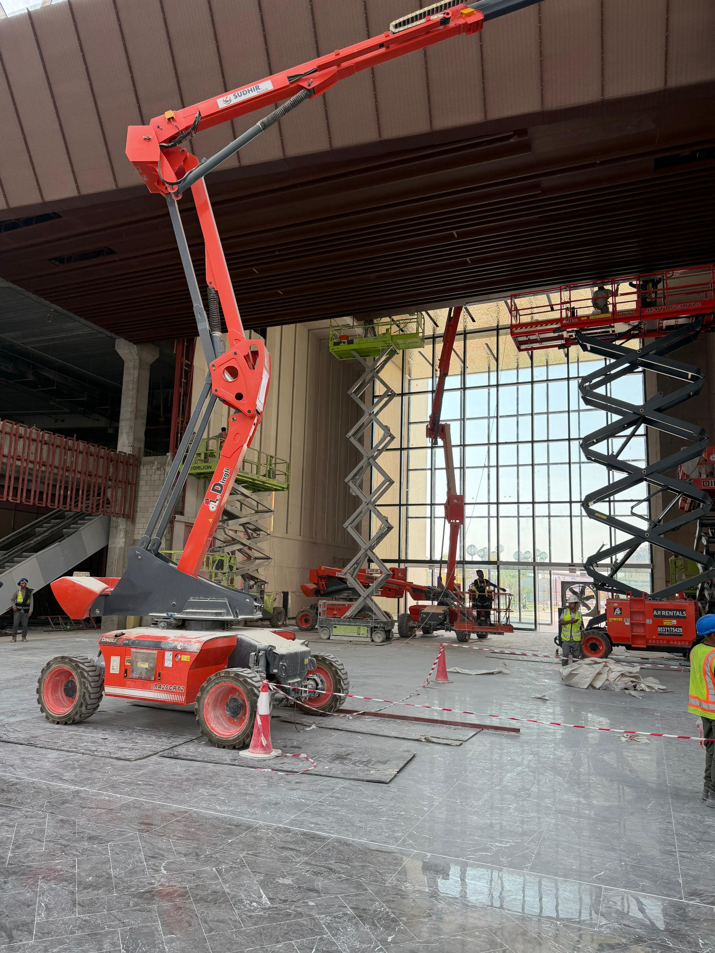 MEWP OPERATIONS · WESTFIELD RIYADH